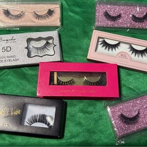 Luxury False Eyelashes Bundle - Black. FREE with Bundle!